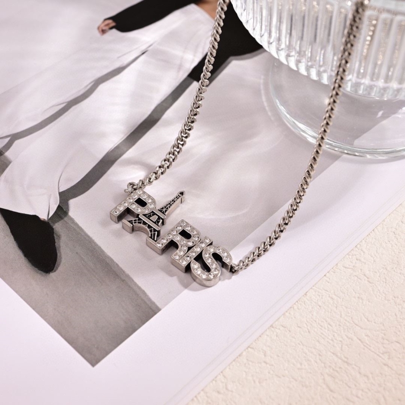 Ba1en*iaga necklaces
